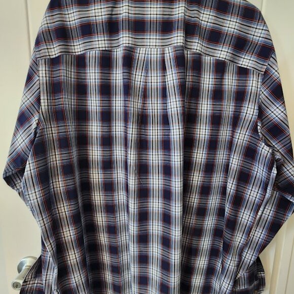 Men's Long Sleeved Button Down Shirt - Picture 2 of 3